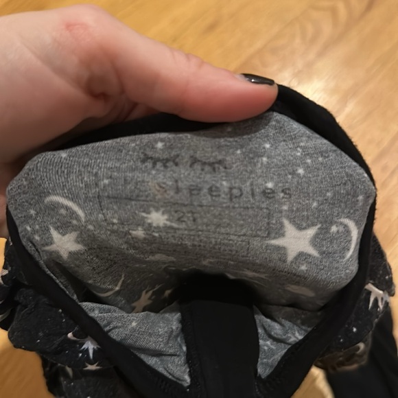 Little sleepies counting stars - Picture 3 of 4